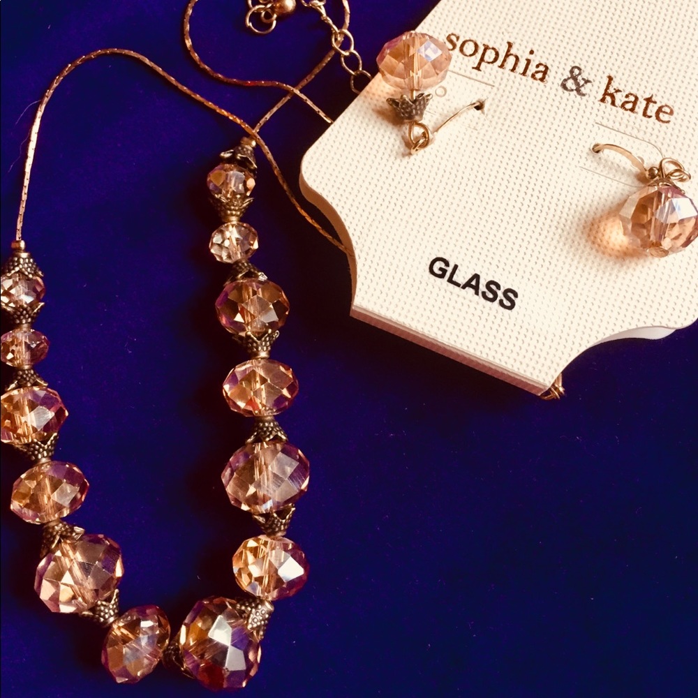 Crystal necklace/earrings set